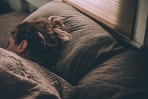 Why Does My Shoulder Hurt in Bed? 7 Things to Consider - Uncategorized Why Does My Shoulder Hurt When I Lay on It in Bed?